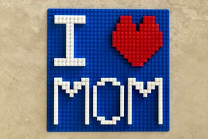 How to Make “I Heart Mom” Sign with LEGO